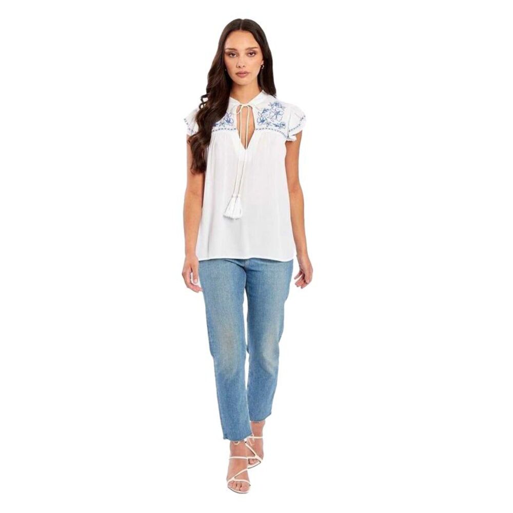 Be You Womens/Ladies Floral V Neck Relaxed Fit Blouse / White